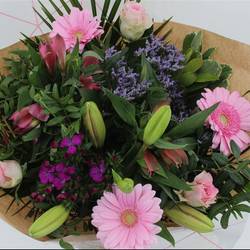 Strauß rosa Rosen Spezial Muttertag 50cm 21Stiele