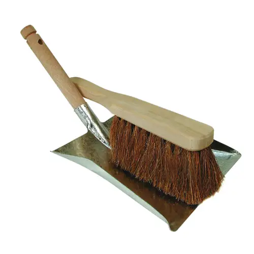 Kehrblech und Handfeger