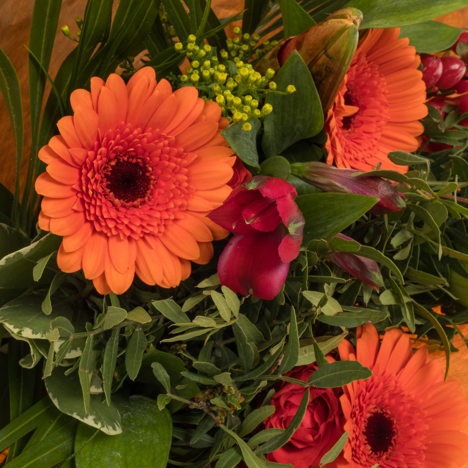 Strauß orange Rosen Speciaal 50cm 21 Stiele