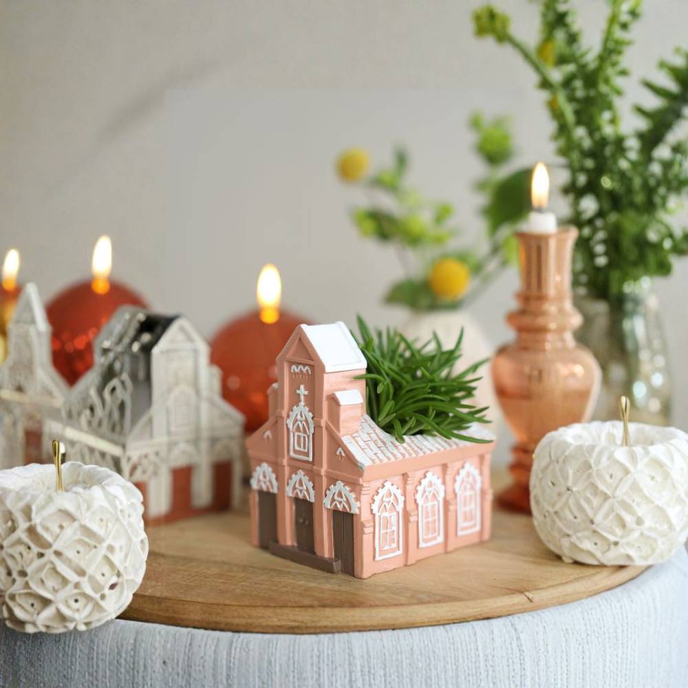 Keramik Übertopf Kirche rosa 10x08.5x11cm