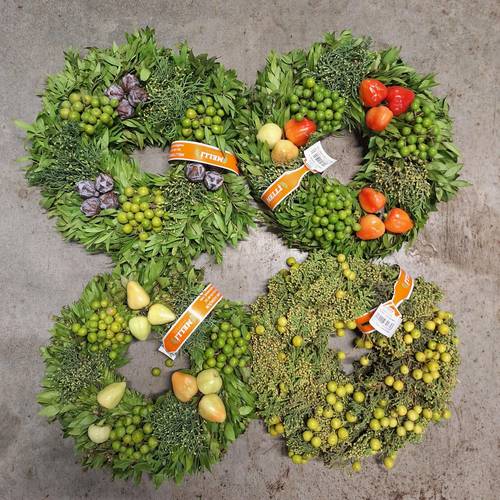 Zierobstkranz 28cm pro karton