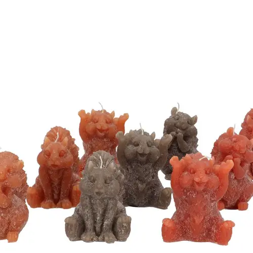 Kerze Eichhorn mix braun 08x09cm